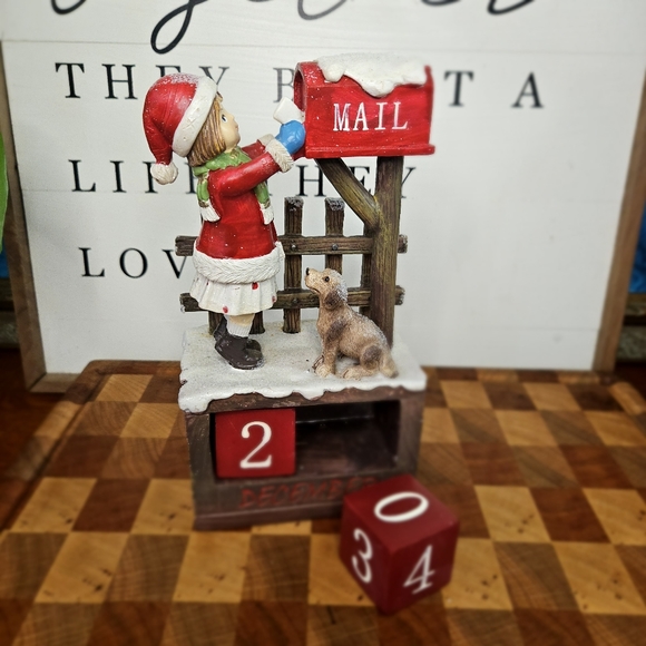 Letter to Santa Girl and her dog Mailbox December Block Calender Decorat… - Picture 9 of 15